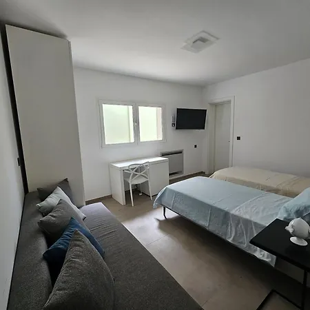 Dune Luxury Roof Pool Wellness 招待所